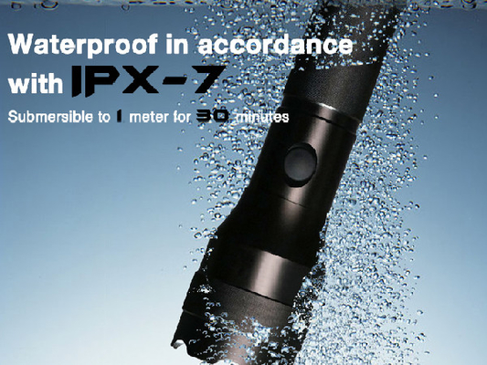 A lanterna elétrica a mais brilhante IPX7 impermeável da segurança do diodo emissor de luz de Xml T6 do Cree para a polícia