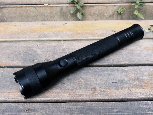 IPX7 resistência de água da lanterna elétrica IPX7 do bolso do diodo emissor de luz Edc com 3 * baterias de D