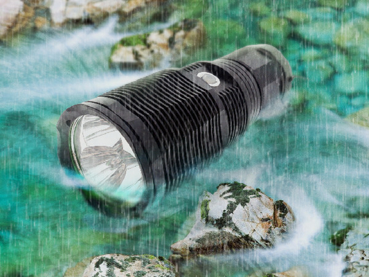 Material recarregável da liga de alumínio do bulbo da lanterna elétrica XHP 50 do diodo emissor de luz do íon de Li do dissipador de calor