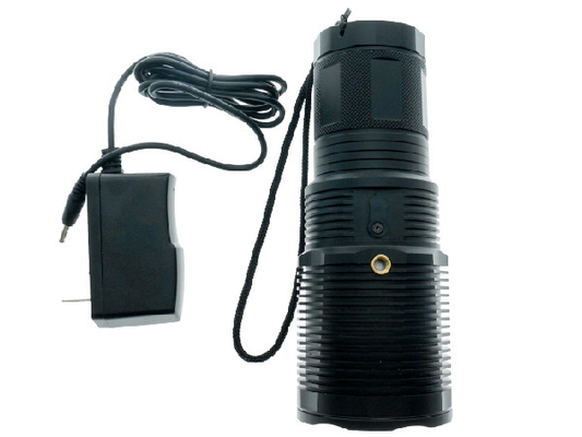 A lanterna elétrica exterior IPX7 do diodo emissor de luz de 3000 lúmens Waterproof 6400K com correia da mão