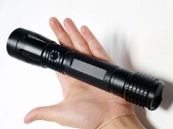 500 Temp conduzido resistente da cor da lanterna elétrica 6400K do Cree T6 do lúmen para procurar